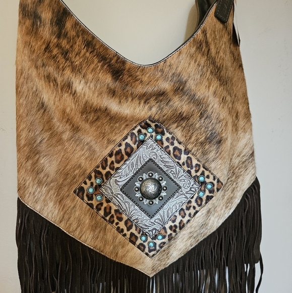 NEW! ARIAT Nashville Genuine Leather Calf Hair Fringe Accent Shoulder Bag Purse. - Picture 5 of 12